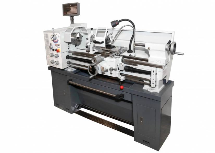 Высокие технические характеристики, большие массогабаритные размеры станка вкупе с его эргономичностью, открывают для потребителя широкие возможности при эксплуатации.