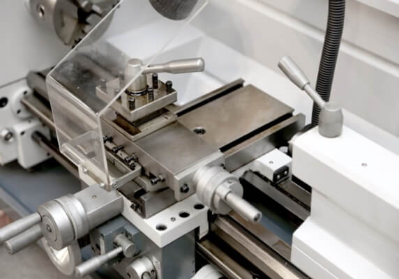 Настольный токарно-винторезный станок Metal Master MasterTurn 2860G