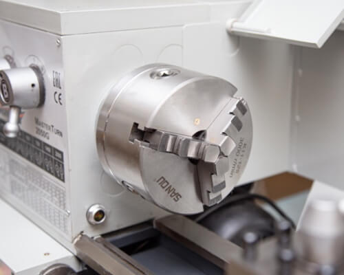 Настольный токарно-винторезный станок Metal Master MasterTurn 2050G